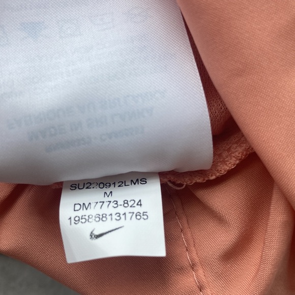 NIKE running shorts size M - Picture 9 of 9